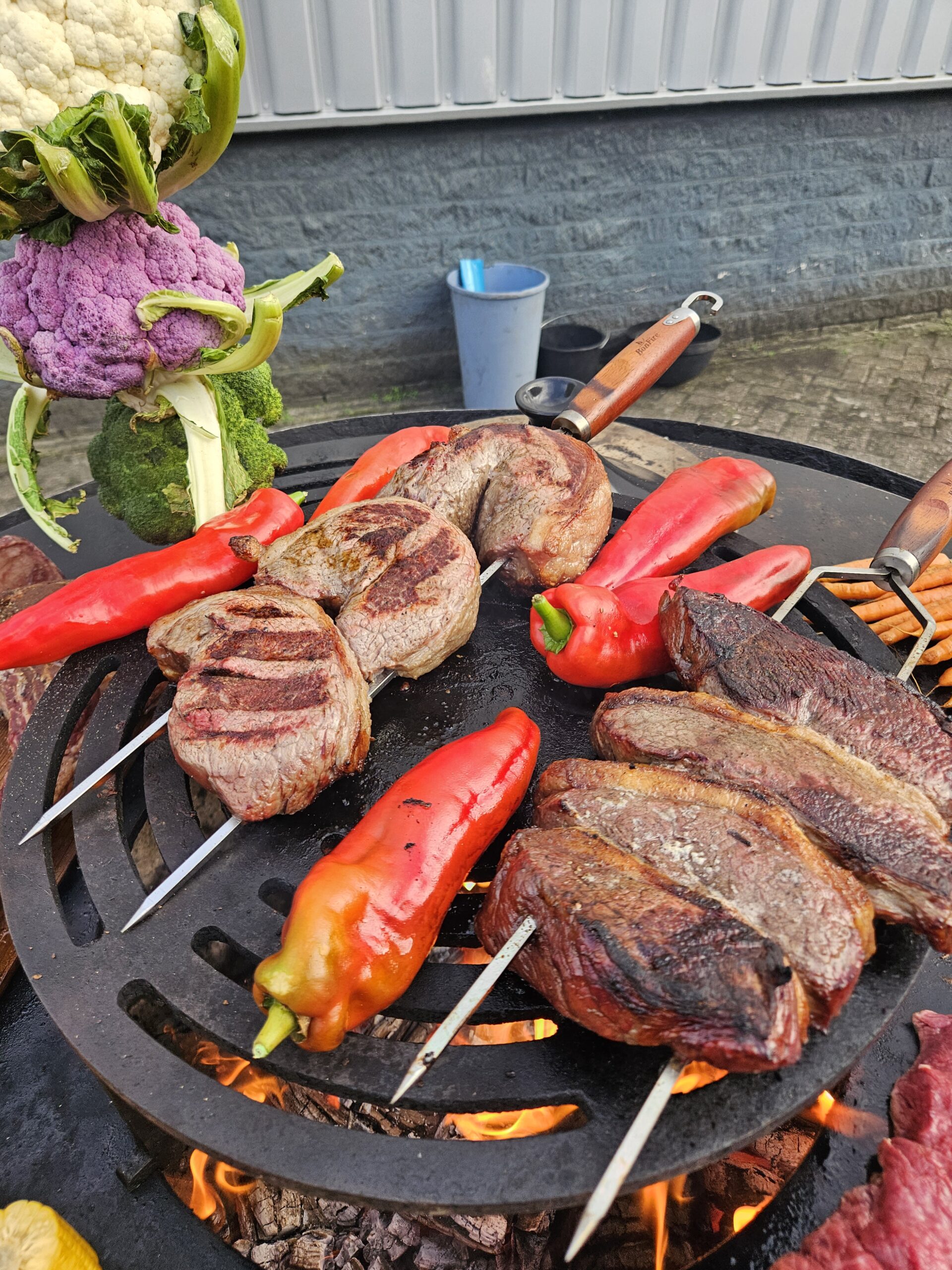 Live cooking BBQ arrangement van High BBQ Roosendaal
